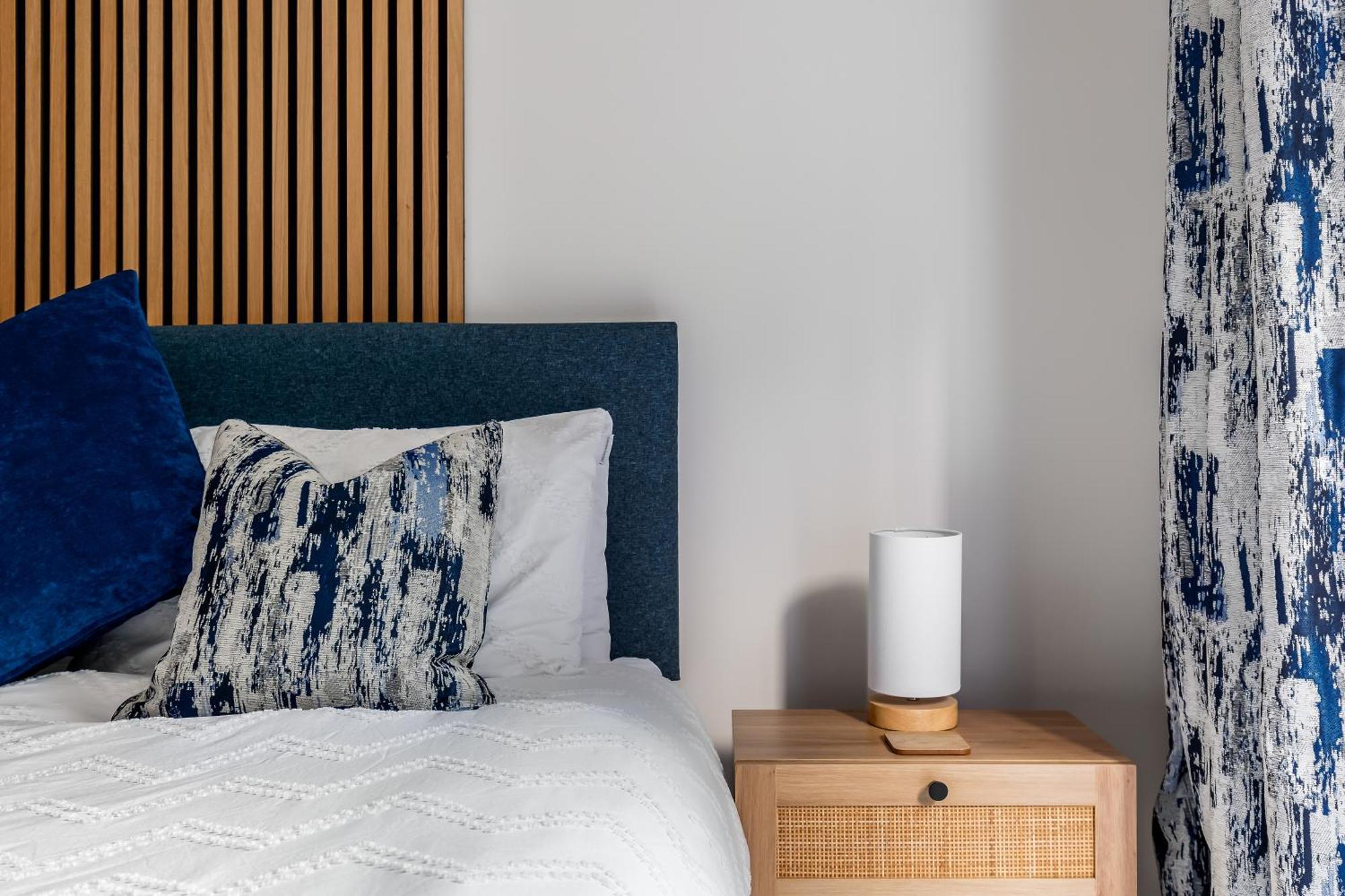 Modern, Comfy Town Centre Gem, Near Beach, Parking Bournemouth Eksteriør billede