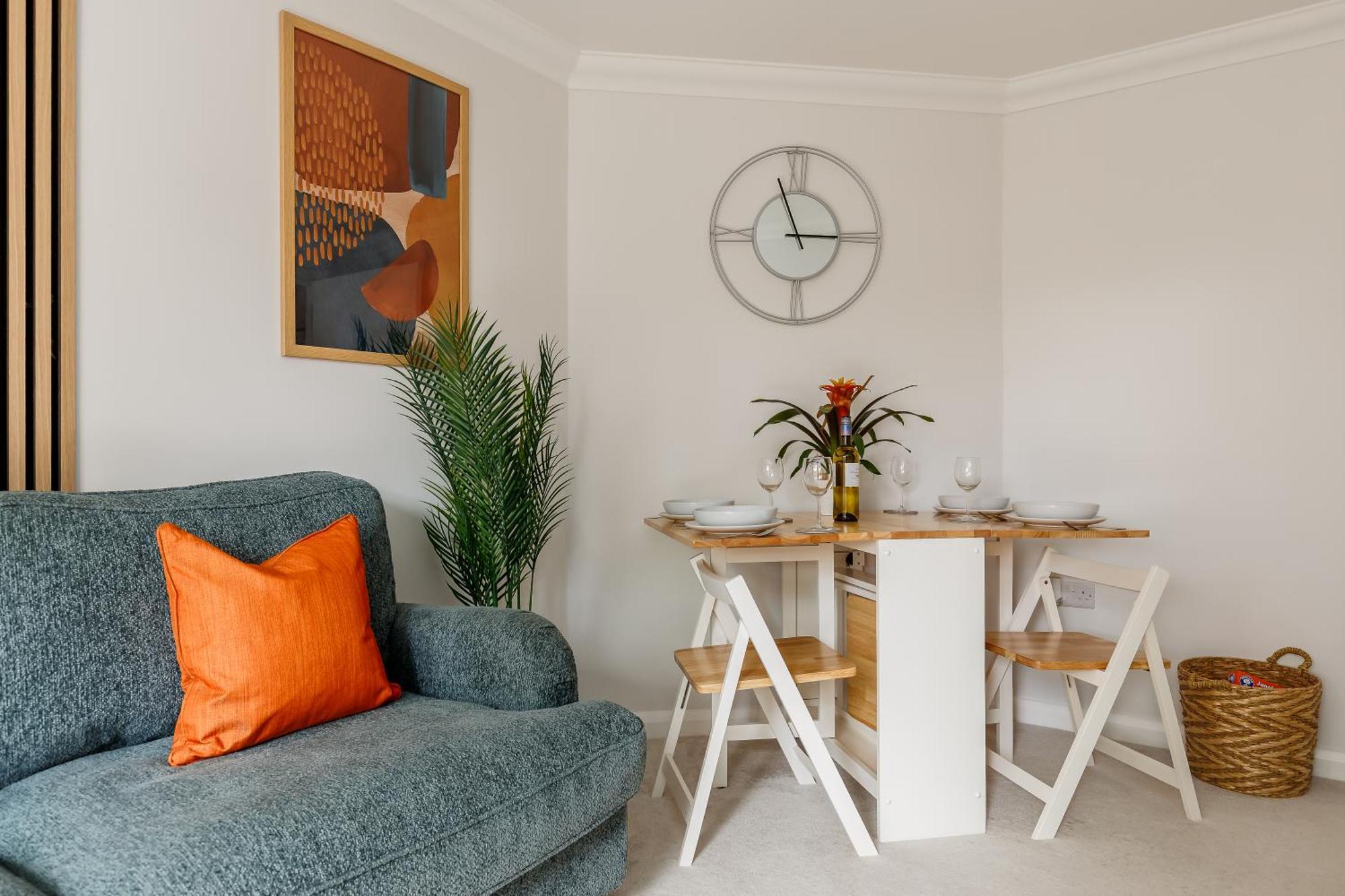 Modern, Comfy Town Centre Gem, Near Beach, Parking Bournemouth Eksteriør billede