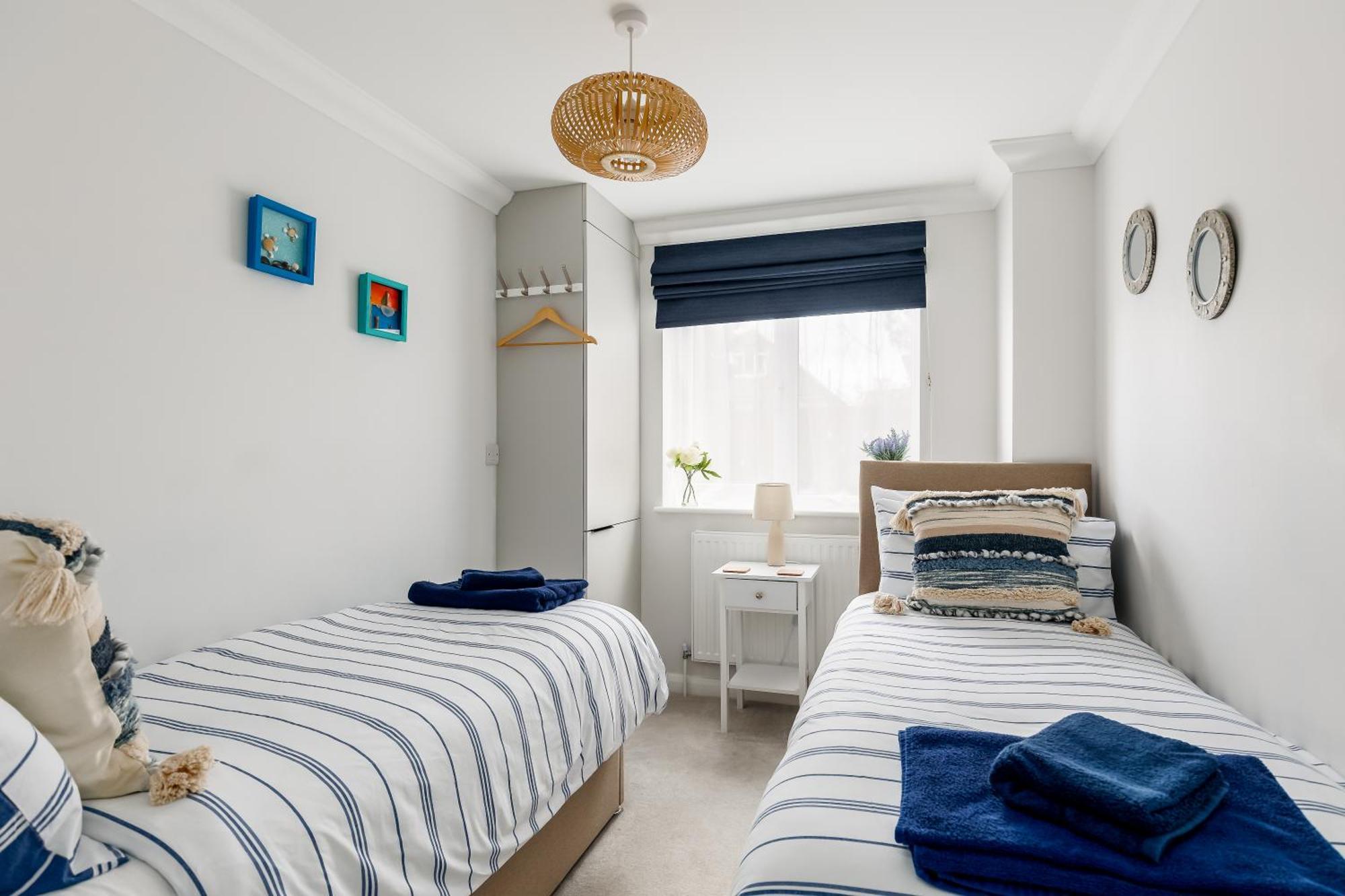 Modern, Comfy Town Centre Gem, Near Beach, Parking Bournemouth Eksteriør billede