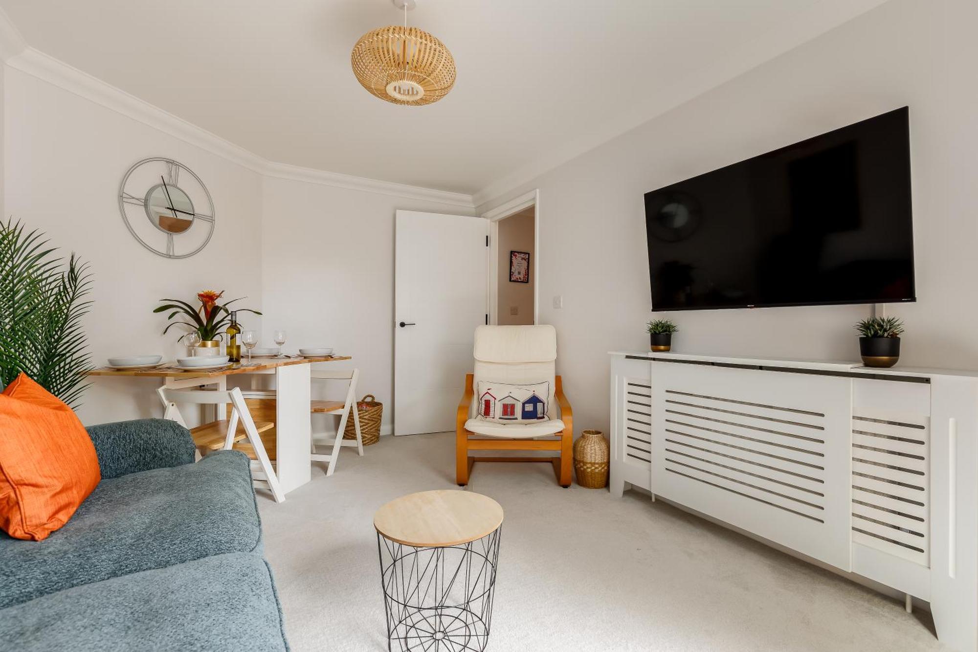 Modern, Comfy Town Centre Gem, Near Beach, Parking Bournemouth Eksteriør billede